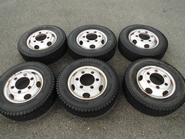 トラック タイヤ カー用品買取致しました。岐阜 大垣 買取専門店 高価買取