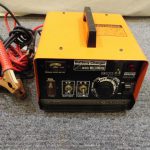 バッテリー充電器 工具買取致しました。