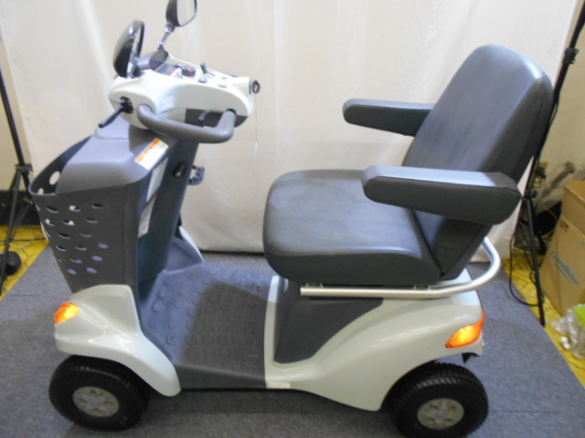 スズキ シニアカー 福祉用品買取致しました。